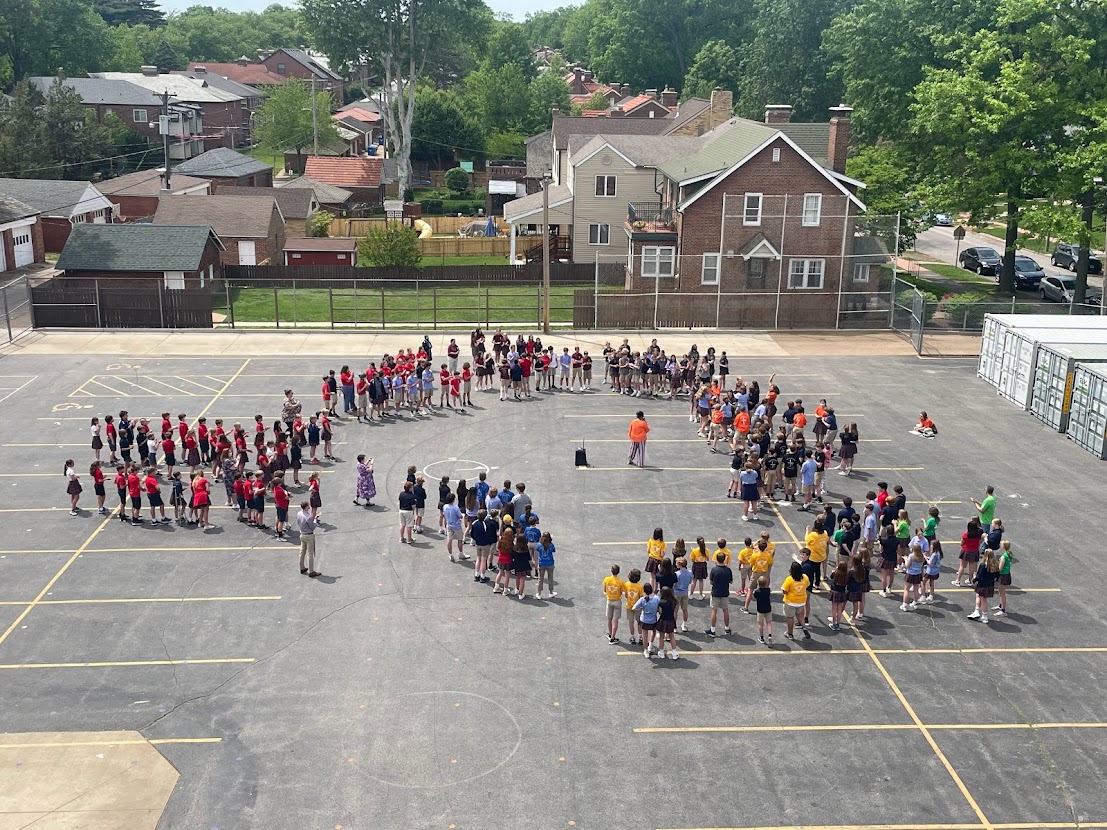 Students Eating Outside
